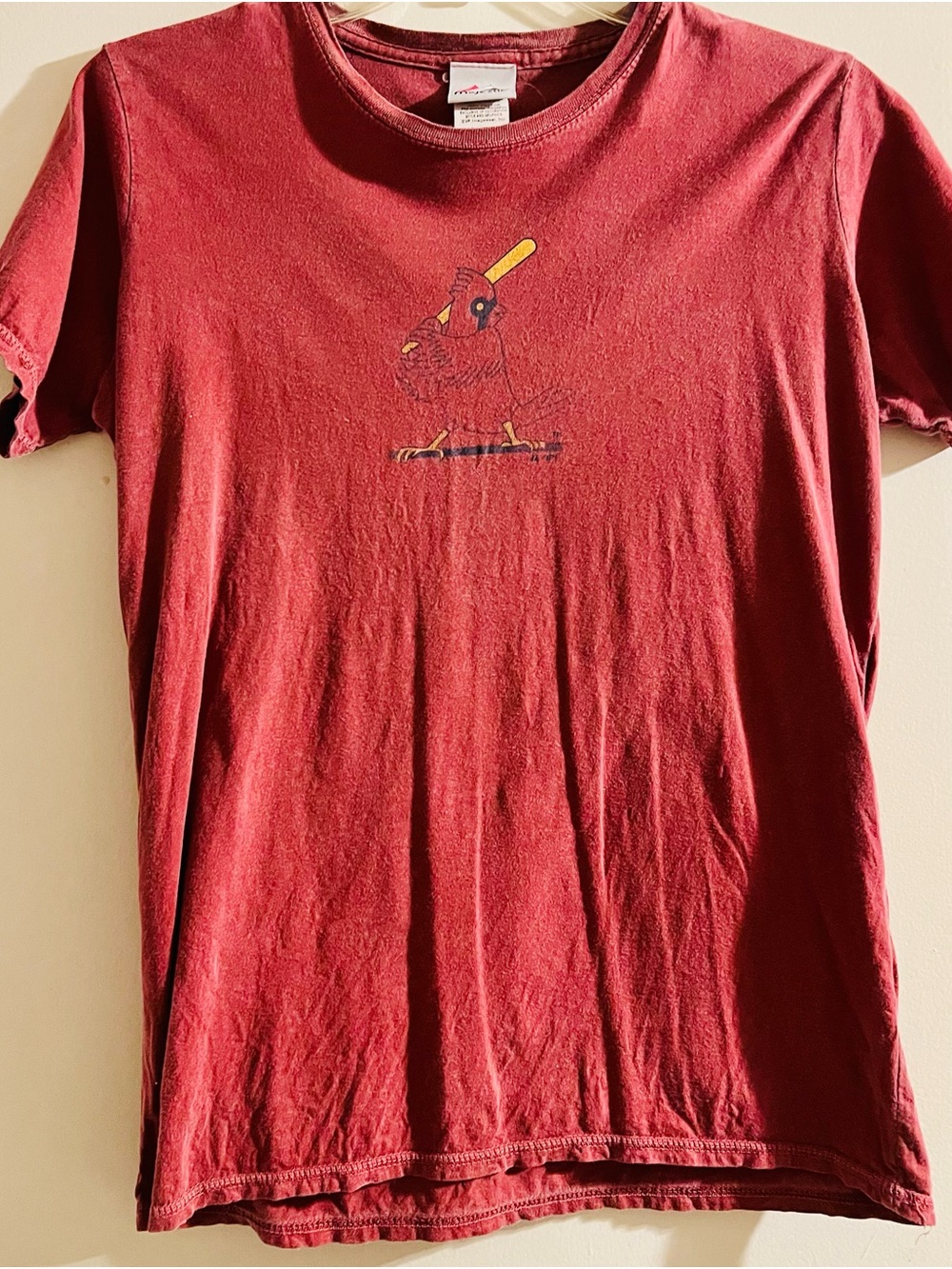Majestic Cardinal Graphic Short Sleeve Tee in Red L